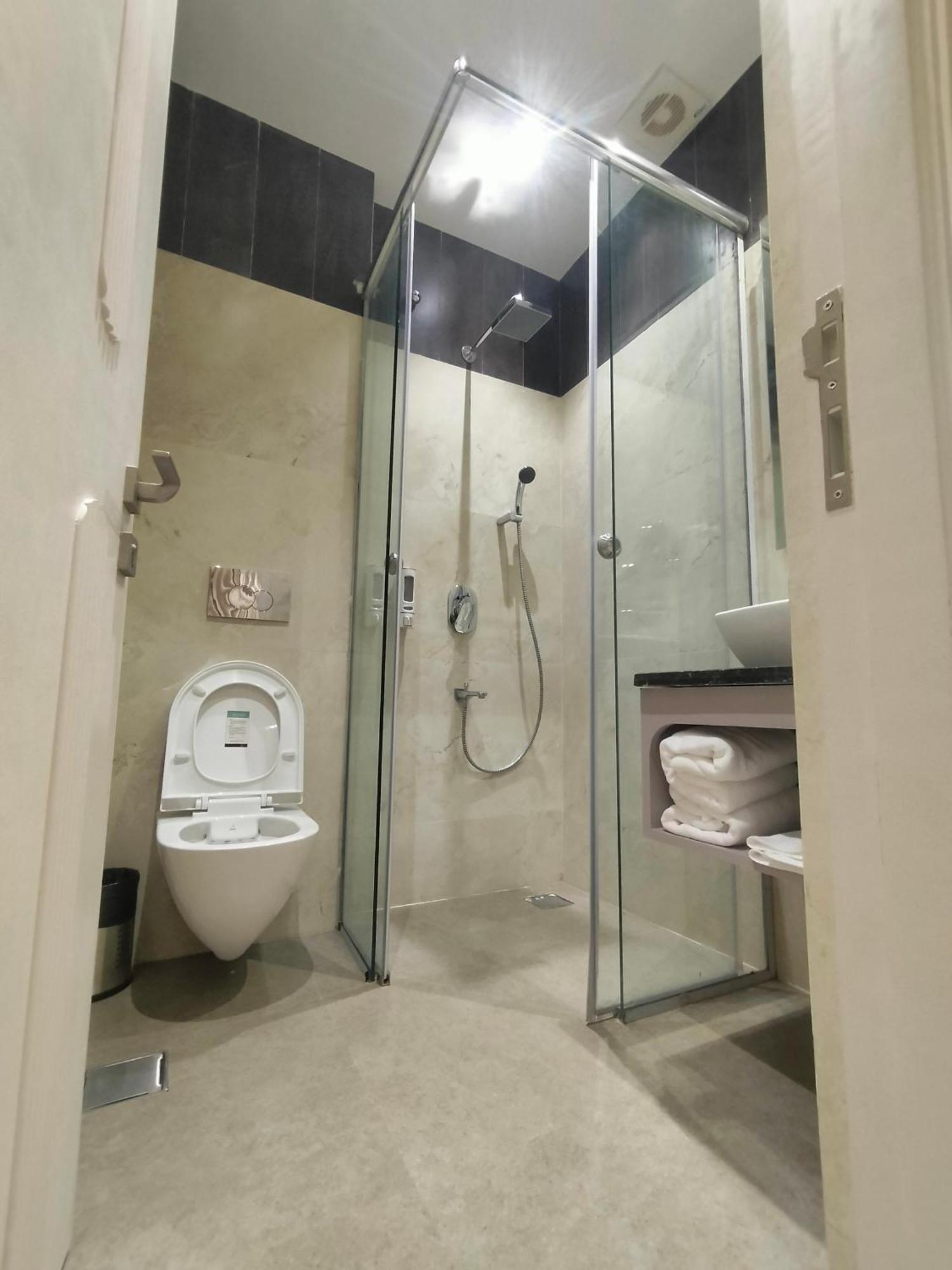 Hiraya Hotels Mohali Exterior photo